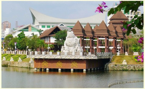 泰烧烤鱼饭快餐